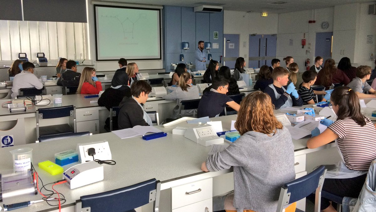 HyndlandScience's tweet image. Our @HyndlandSec Higher Biology students had a great day yesterday at the @UofGlasgow &amp;amp; @gsc1 #PCRworkshop - a fantastic opportunity and experience to carry out practical work in a university lab setting!