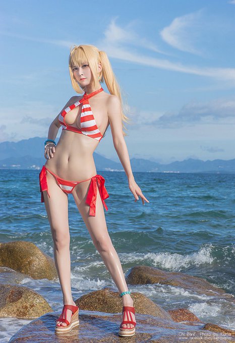 Twitterのコスプレ画像32