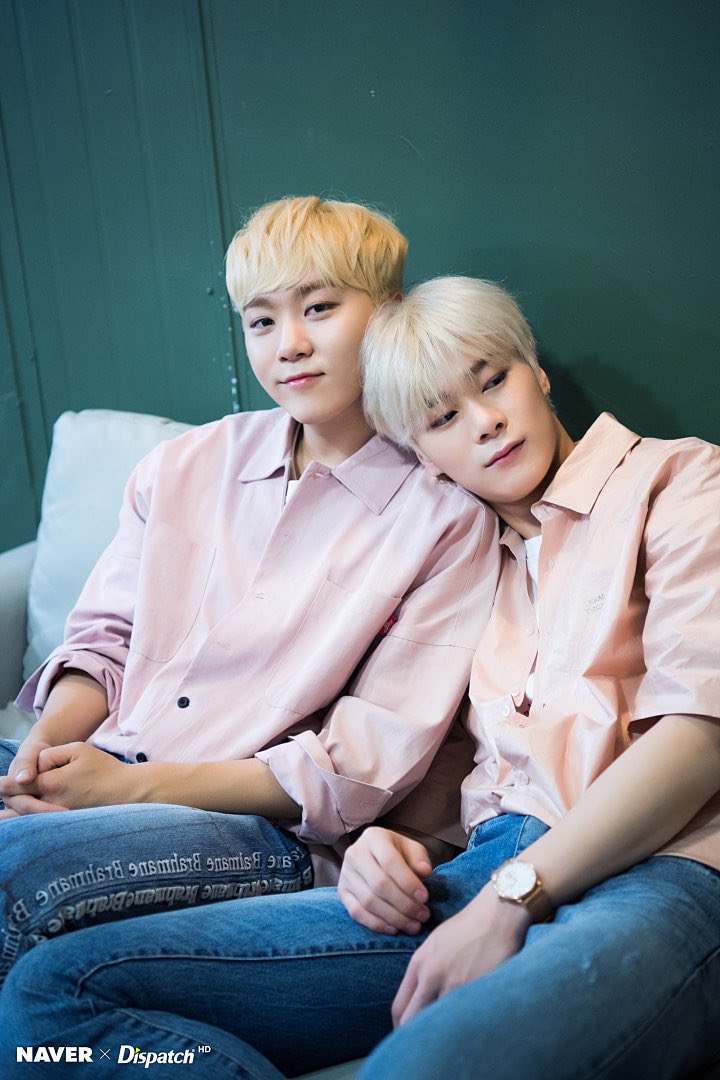 180901 dispatch photoshoot with seungkwan and moonbin (1)꒰   #문빈   #승관   #세븐틴   #아스트로 ꒱ https://m.entertain.naver.com/entertain...