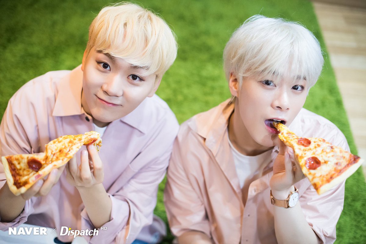 180901 dispatch photoshoot with seungkwan and moonbin (1)꒰  #문빈  #승관  #세븐틴  #아스트로 ꒱ https://m.entertain.naver.com/entertain?id=1047157&imgId=49054825&host=https://m.entertain.naver.com&listUrl=http://m.naver.com#main/49054825