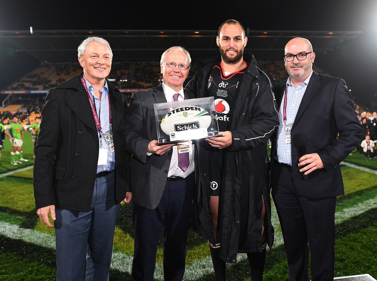NZWarriors's tweet photo. Simon received the match ball during a special post-match presentation #Mannering300 https://t.co/XzsBaB4VoM
