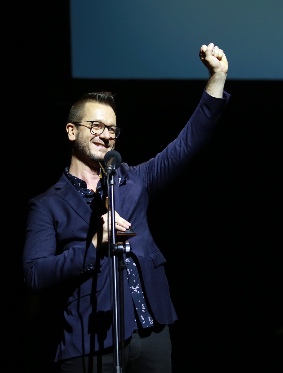 Nardus Engelbrecht het gisteraand by die ATKV-Woordveertjies 2018 foto's geneem. Gaan loer gerus op ons FB-blad. #afrikaans #lees #boeke #Woordveertjies2018 bit.ly/2C6FkTd @marion_erskine