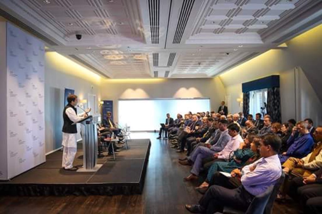 NBDwrites's tweet photo. You can bet that those touched by the Rahul Experience will never be the same again .....π
#WhatHitMe https://t.co/mBrrFp3aOo