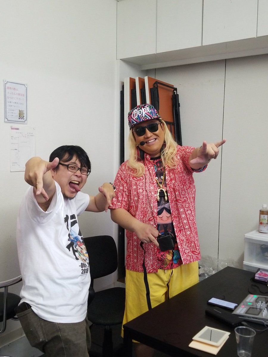 GameCafe90's tweet photo. 四谷会場にDJ Kooさんが来てくれました！！会場のボルテージはマックス！！（はやし） https://t.co/O7dMscbbmF