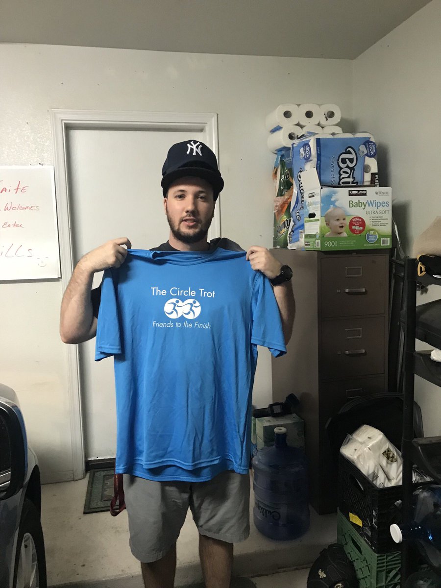 mattoneilly's tweet photo. s/o to uncle Danny for the hand-me-downs from NH
#mattchallenge https://t.co/rHXoZNwSQq