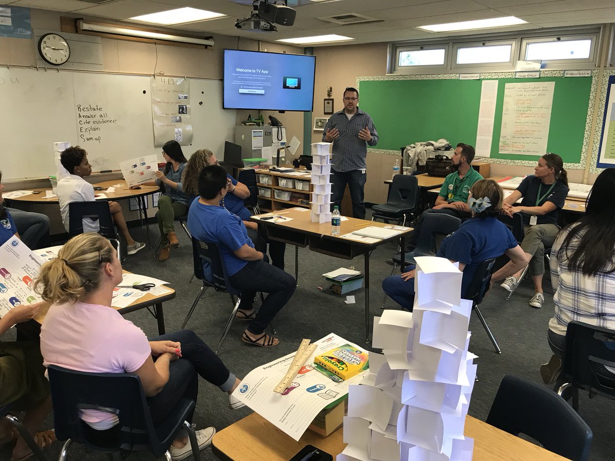 EastLakeSchool's tweet photo. Thanks @Mr_BMichael for guiding through the engineering design process! The engagement was amazing! @CVESDNews @CVESD_Eastlake #itsgreattobeaneagle #cvesdimpact @CV_InnovationSt @tessier311 https://t.co/bVBH4vpbls