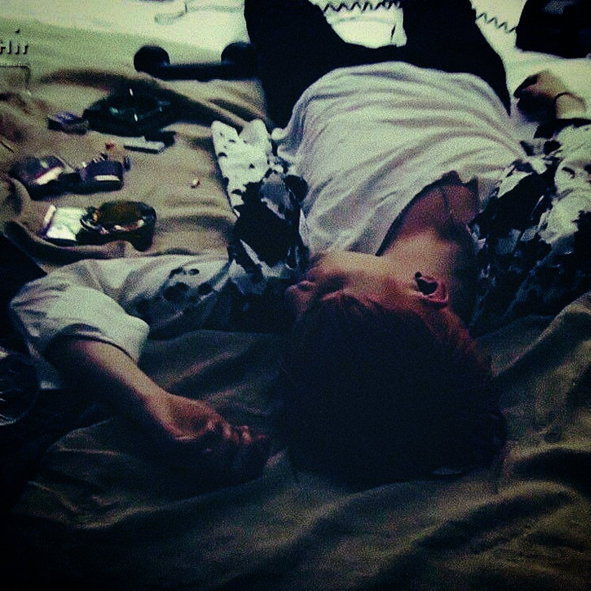 yoonjincrap's tweet photo. [ AU YoonJin]

•YoonGi siempre fue un chico problemático. Su doloroso pasado le ha acarreado tristeza, decepción y dolor.

•SeokJin lo ha tenido todo en la vida, pero aun siente que le falta algo.

«Basado en: #Trivia_Seesaw»

#YoonJin #YoonJinAU #SuJin #SuJinAU
#IDOL #BTS https://t.co/2dg4drHMU6