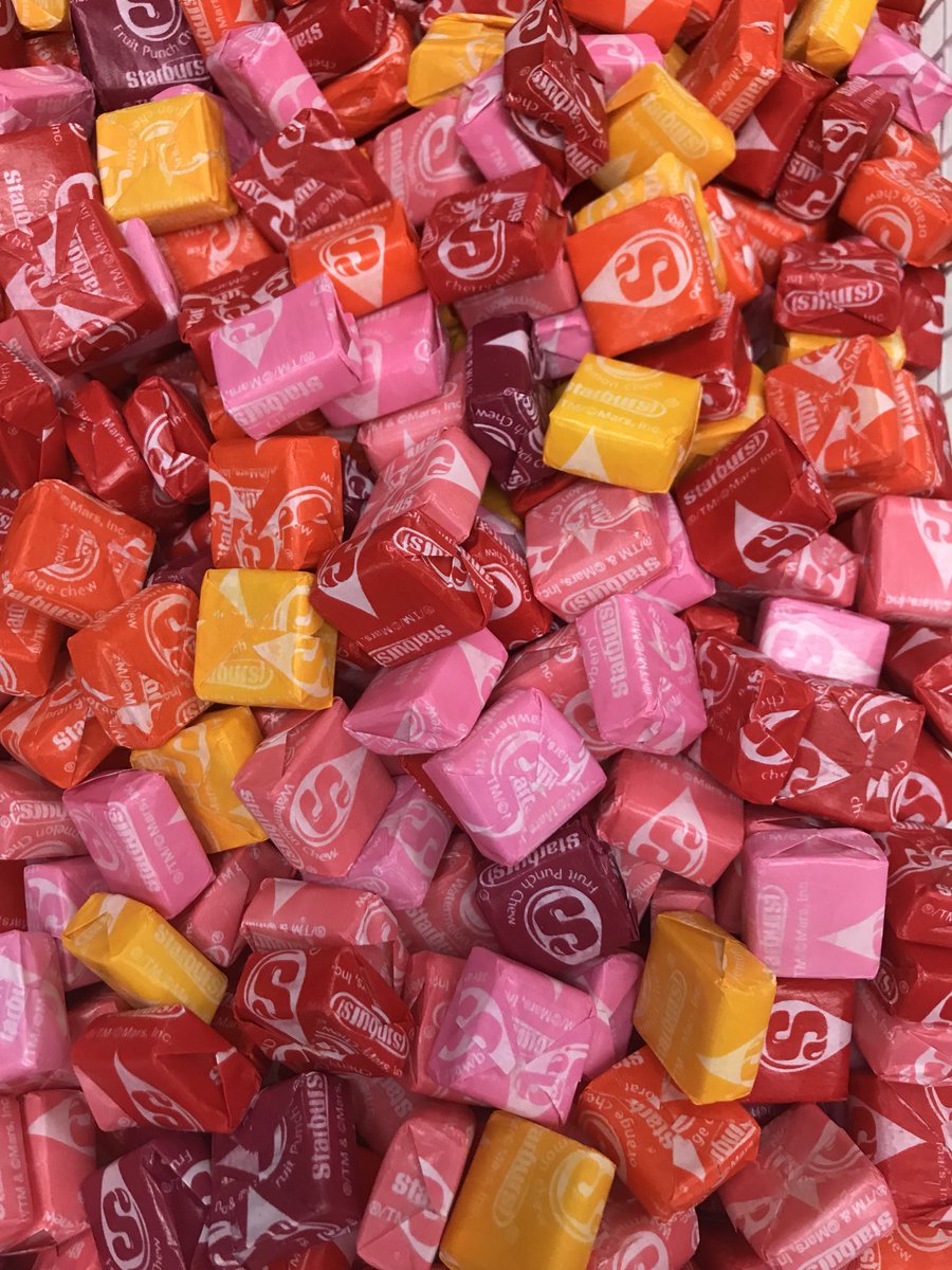 Hokie_Diver's tweet photo. Math is sweet!!!#starburst #surfacearea #squareunits https://t.co/nsZjtbacT1