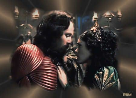 halogirl22's tweet image. #WeGoTogetherLike  Mina and Vlad. 🖤🖤🖤🖤