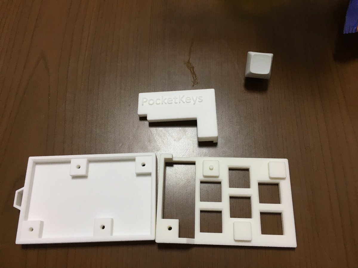 ShotaAk's tweet photo. ケースが届いたー!!!!
#自作キーボード
#PocketKeys https://t.co/mCt6zBfepC