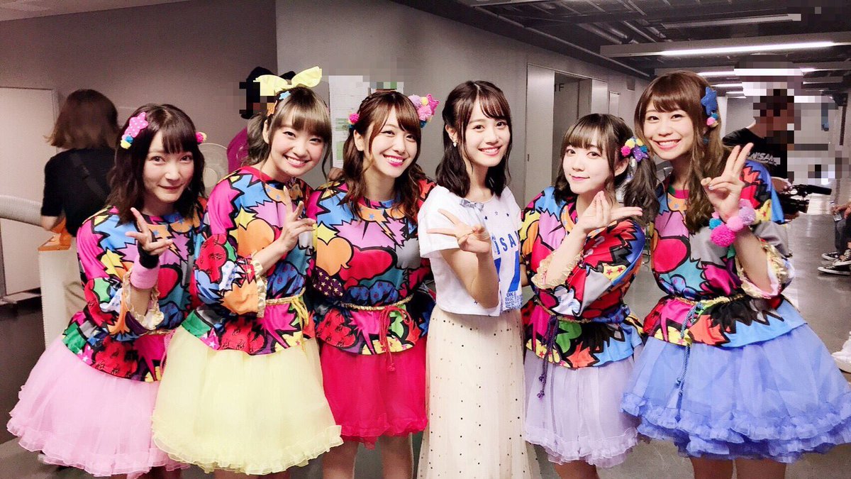 大塚紗英 7 14 スター街道 発売 Anisama 伊藤美来さん バンドリではこころちゃん 亜咲花さん 山崎エリイさん 素敵な共演者の皆さんとお写真撮っていただきました 皆さんのキラキラに終止ときめき ドキドキでした ありがとうご