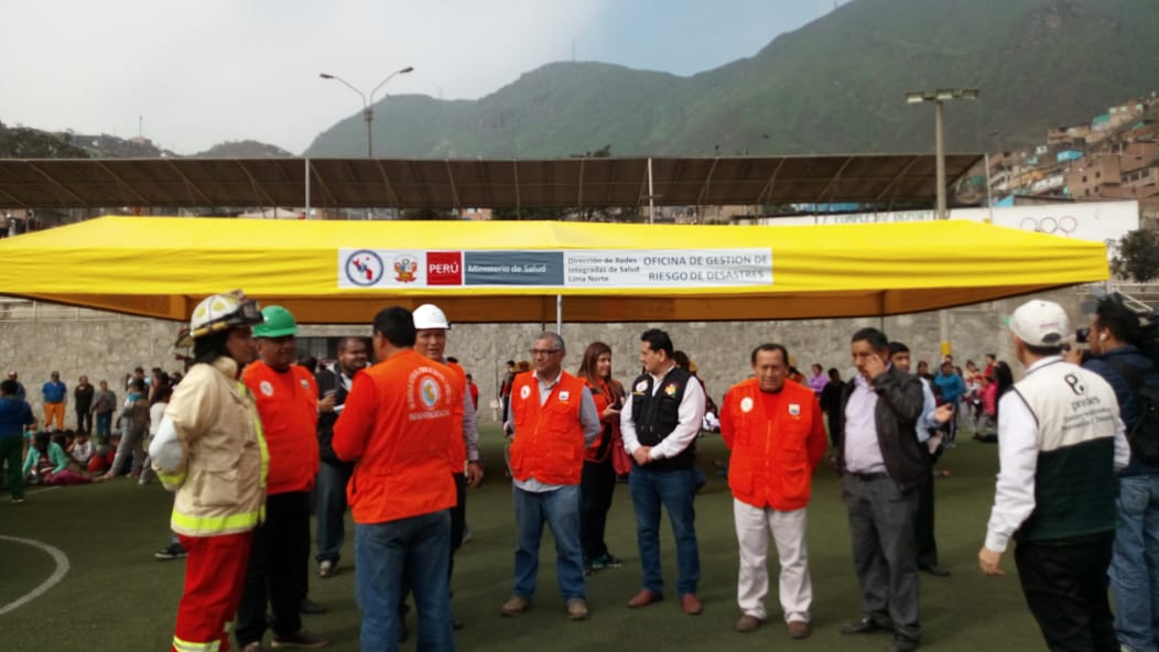 digerd_minsa's tweet photo. En horas de la tarde el Ministerio de Salud a través de la @digerd_minsa participó del #SimulacroMultipeligro2018 organizado por @indeciperu https://t.co/xOYBW8iCJY