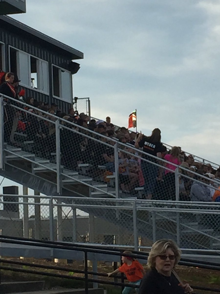 MobNewbury's tweet photo. Great job by our Newbury black night football team our band and our cheerleaders even know we had a tough loss we all work together and had a good game go black Knights the final was Fairport -14 Newbury- 7 @FOX8FNTD @NJSHS_athletics @NHSStudentCoun @MKennedyBand @NJSHS_Prncpl https://t.co/EYMzk89ewa