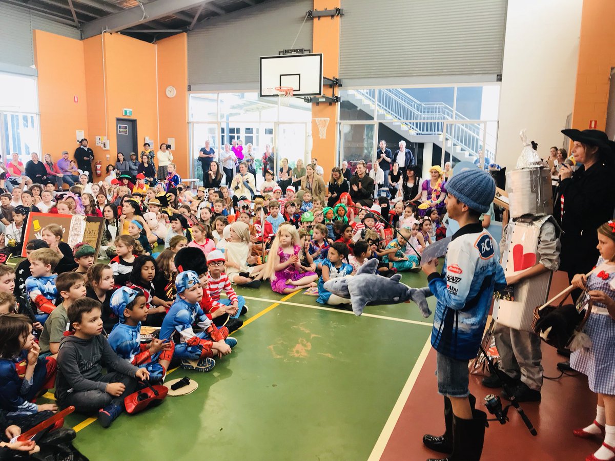 SOTScleveland's tweet photo. Book Week celebrations at SOTS this week involved daily whole school reading sessions of the nominated picture books, our yearly book fair and a whole school parade. We enjoyed celebrating all things books this week! #bookweek2018 #sots #sotscleveland #findyourtreasure https://t.co/uqvoYU9fh1