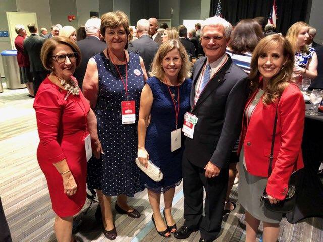 theresagavarone's tweet photo. Had a great time tonight at the @ohiogop #StateDinner2018! Loved hearing President @realDonaldTrump stress the importance of getting out to vote for our amazing GOP ticket! Great work, @JaneyMurph! @DeWineHustedOH @MikeDeWine @JonHusted @FrankLaRose @RobertCSprague @KeithFaber https://t.co/jx5dLXKRS1