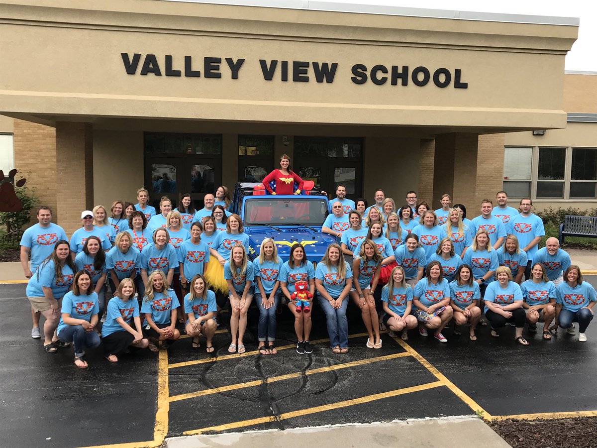 AndrewRBake's tweet image. The best staff anywhere preparing for an amazing year of fun, adventure, and learning. #WeAreASD