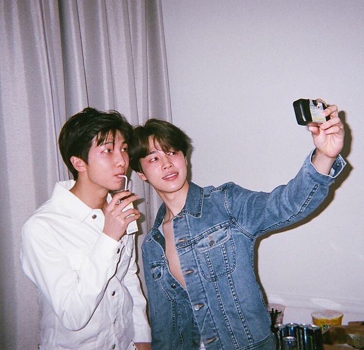 shrp_eth's tweet photo. HERE’S THE PICTURE THEY TOOK MINJOON NATION! RISE!!!! https://t.co/tR3ToLfhjN