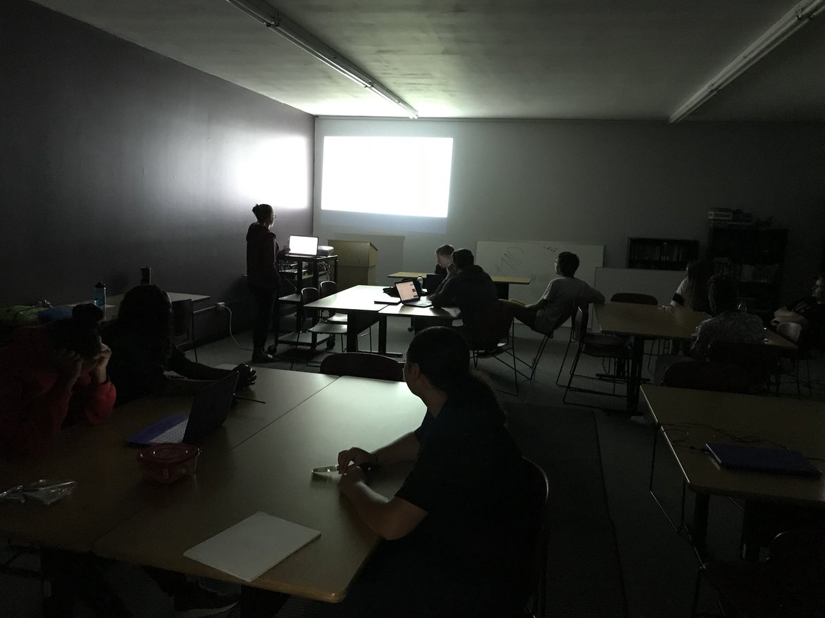 RAES33's tweet photo. Students getting to know one another with presentations about themselves! #RAESthebar @ROE33_HKMW https://t.co/ubkhOxvgcK