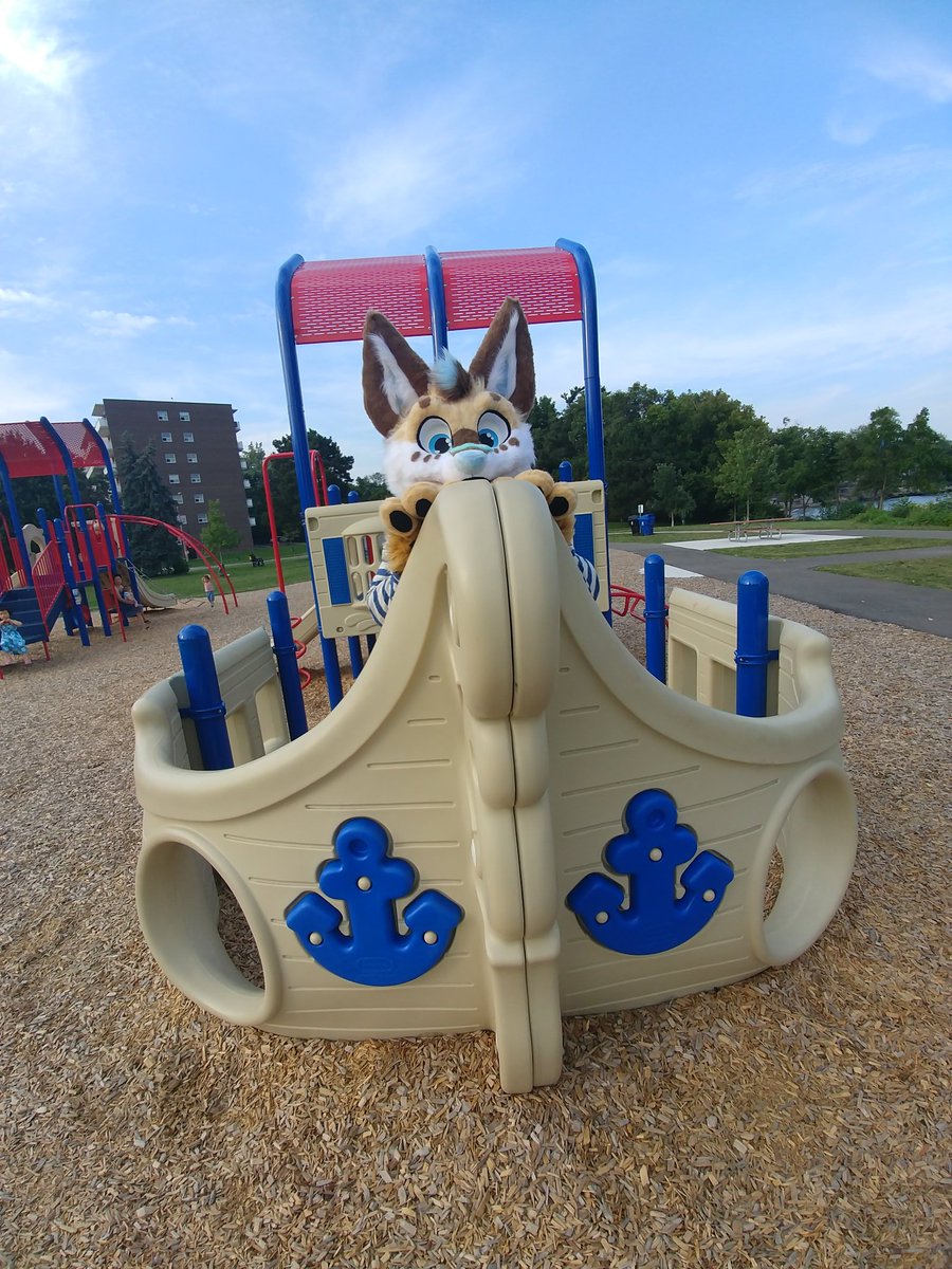 KodahFox's tweet photo. Welcome Klutzy Corgi to the gang!
#furry #FursuitFriday #furrie #furrys #furries #fursuit #fursuits #fursuiter #fursuiters #fursuiting #fursuitingfun #fursutingoutside #furrycorgi #corgi https://t.co/D09obZSUa4