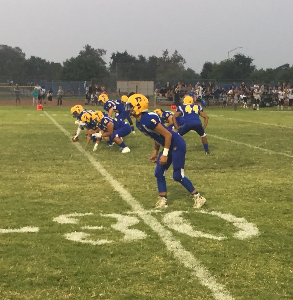 ColCoSports's tweet image. High school football is back in Colusa County. Out in Arbuckle to watch @piercebears take on University Prep. Late start for varsity. JV: Pierce 30 - 0 U Prep