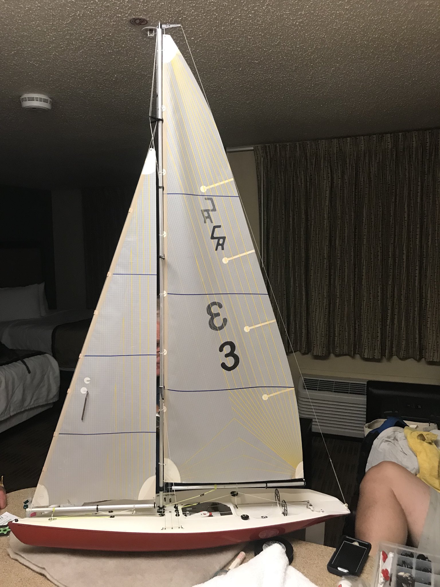 Cr 914 hot sale sailboat