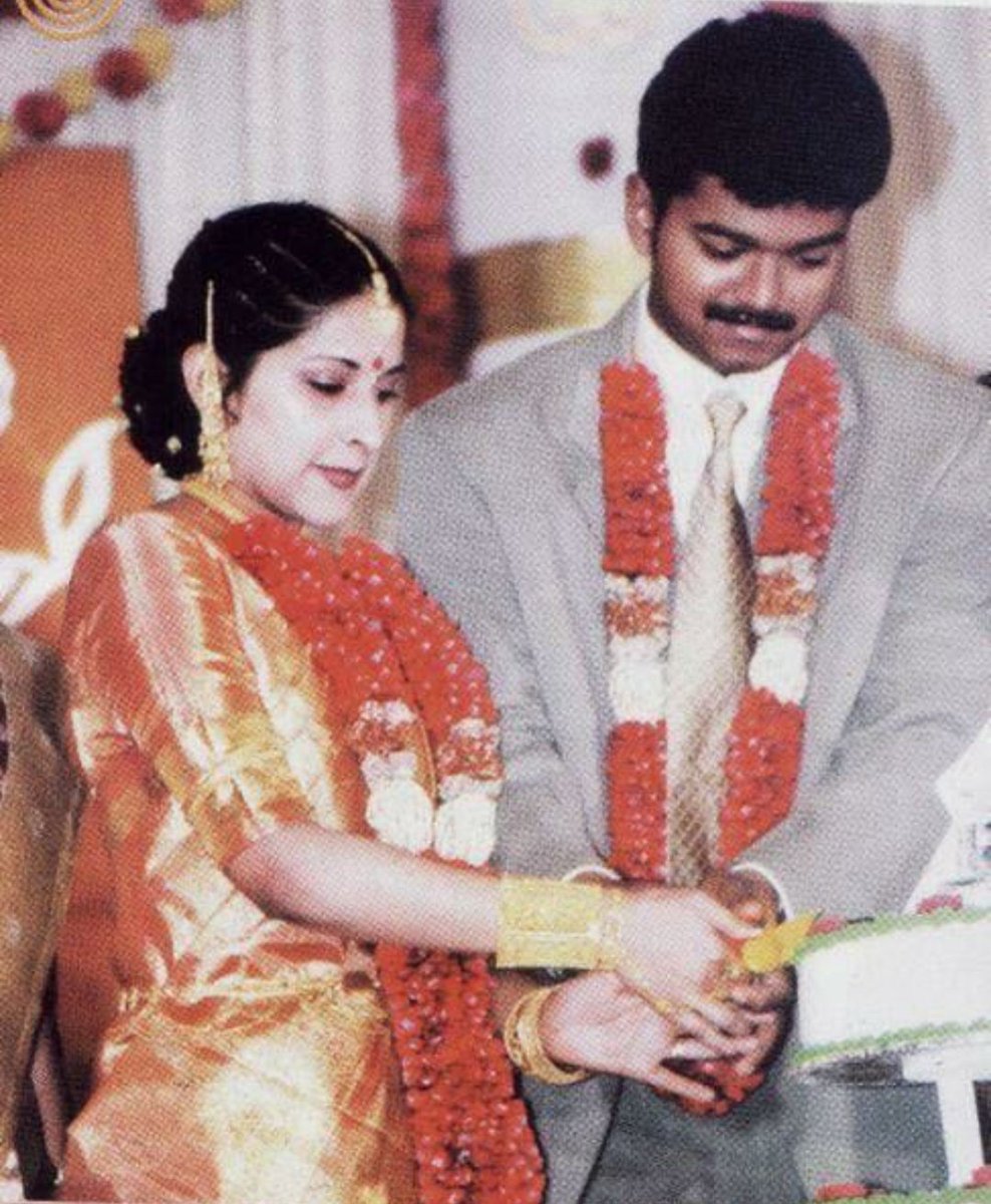 Nisha Khanam On Twitter Happy Wedding Anniversary Vijay Anna