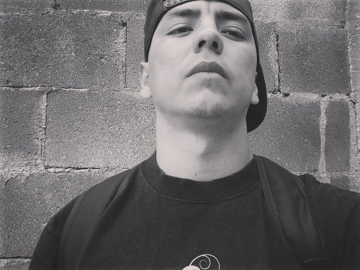 DzGiser's tweet photo. ESCUCHA MI MUSICA EN MI CANAL DE YOUTUBE: "GISER DZ'R"
#hiphop #hiphoper #bboy #rap #dj #beatmaker #music #graff #graffiti #skate #wild #style #life #vida #tattoo #tattoomex #tatuaje #street  #monterrey #apodaca #nuevoleon #México https://t.co/MDUg39sH1N https://t.co/bY4wucMPwT