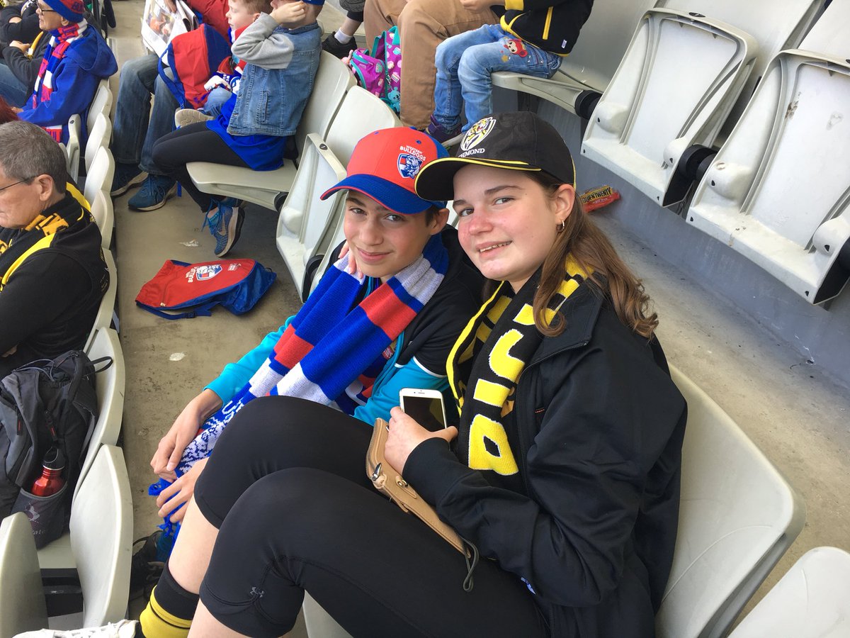 Alex Tesch tweet media