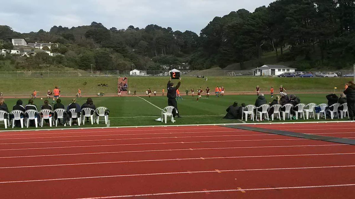 FootballSouth2's tweet image. #KSCup Dunedin Technical are just a couple of minutes away from the Kate Sheppard Cup final! 2-4