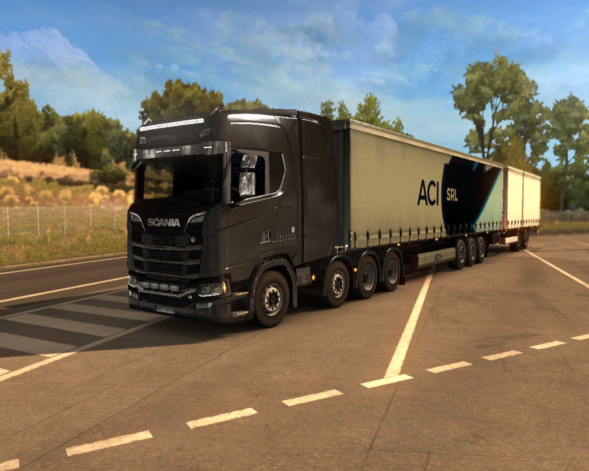 Sniper_hun's tweet image. It runs better on Linux than on windows system . 😋😎 @SCSsoftware  
#eurotrucksimulator2   #LinuxMint19