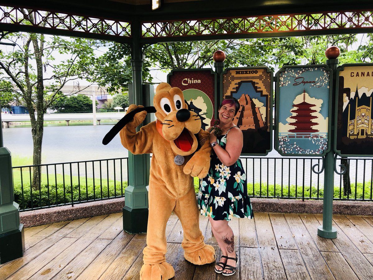 CatFromCaygeon's tweet photo. @WDWToday Puppy love in Epcot! 🐶 Can’t wait to visit again in January!
#lovePluto #Epcot #WDWTodayTurns3 https://t.co/zo1nUTaqJz