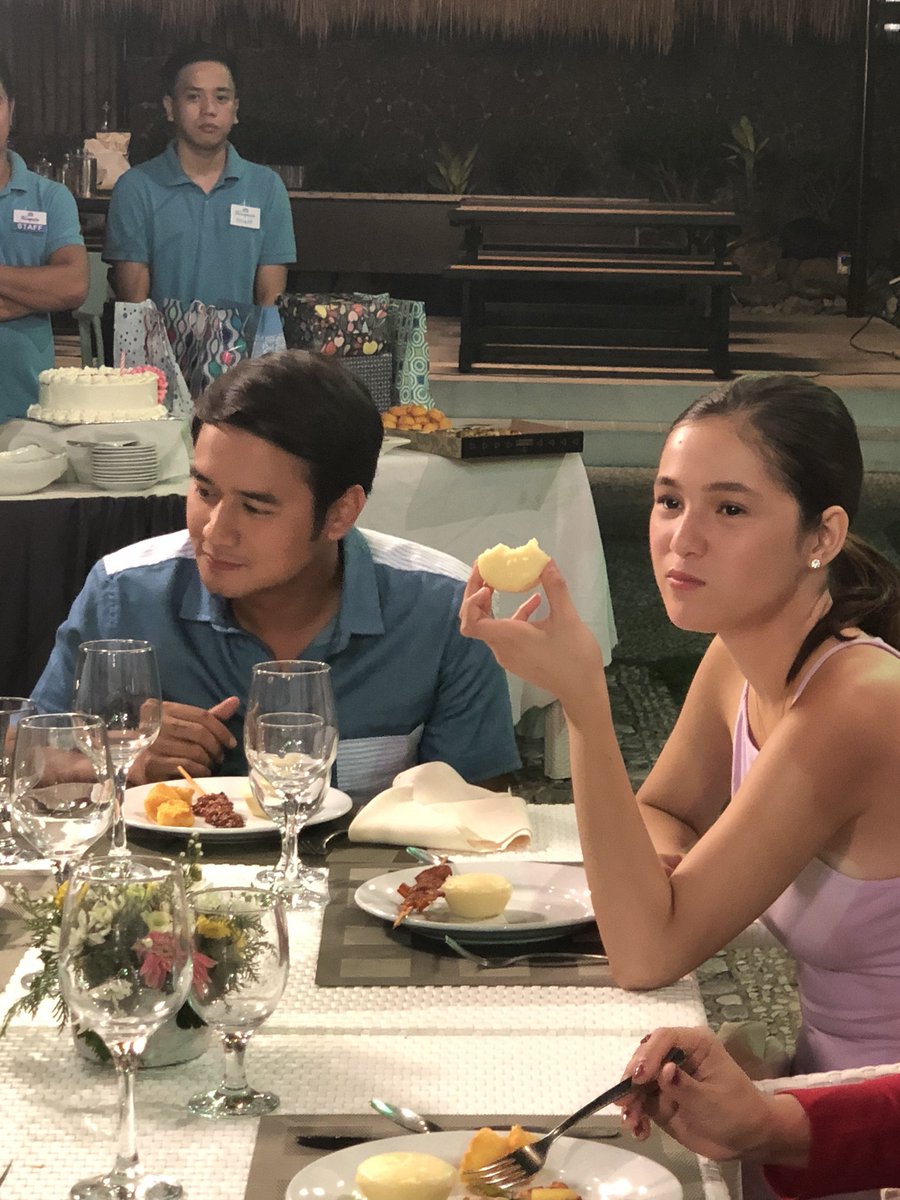barbieeimperial's tweet photo. Mood 🌭🥓🍕🍔🍟 https://t.co/Jn4jqhGqHz