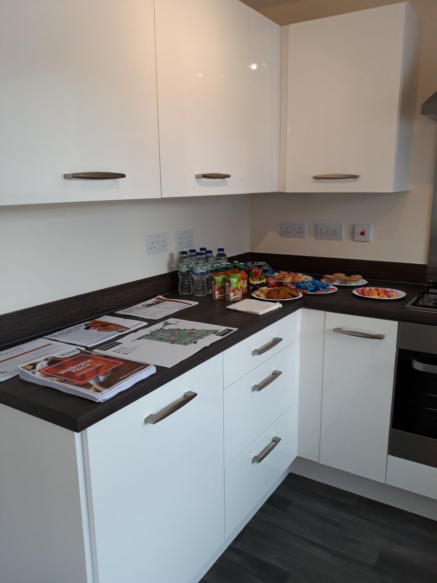 Harj58's tweet photo. We welcome you today to take a look at Bromfords great 2 bedroom house on #sharedownership at #redrows Wellington Place development in #Fradley #Lichfield https://t.co/ZqcCtNl0sH