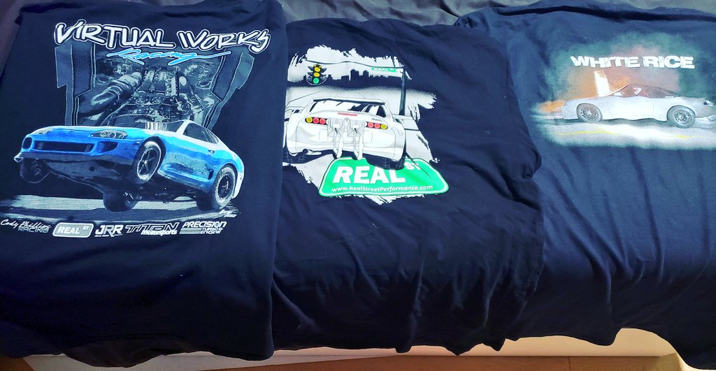 Murdatv's tweet photo. I can die Happy Now! My idol collection is complete! #realstreet #virtualworks #whiterice https://t.co/ufv5PW4Ee9