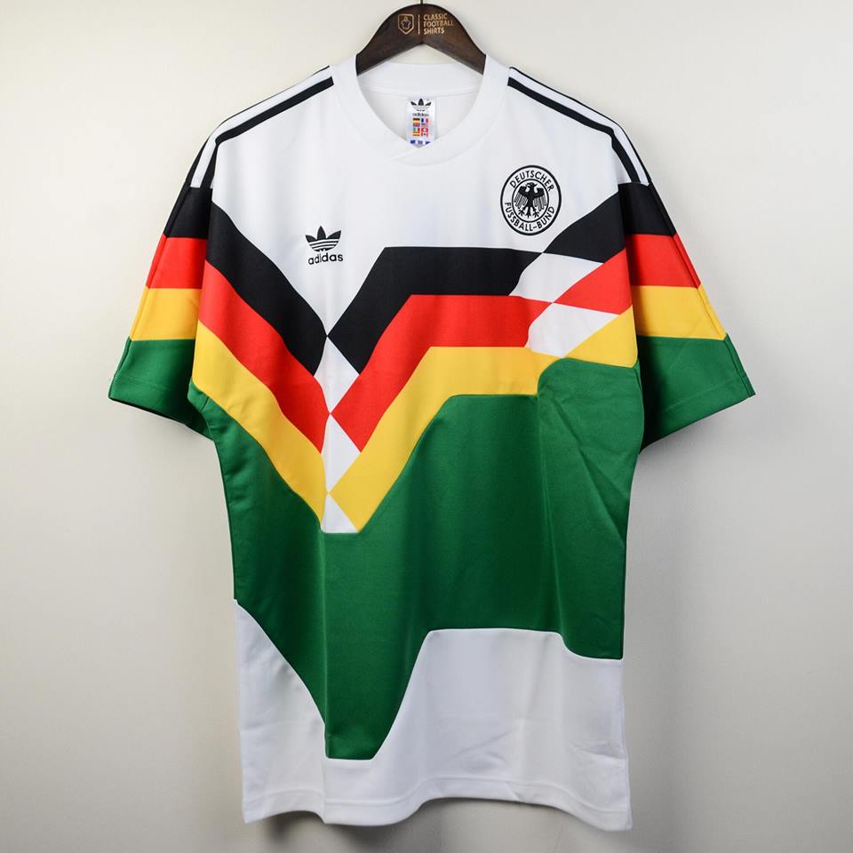 GIVEAWAY!!

To celebrate Classic Football Shirts 12th birthday we are giving away a 2018-19 Germany Adidas Originals 1990 Mash-Up Shirt.

Retweet, like and comment #CFS12 to be in with a chance of this eye-catching design being yours.