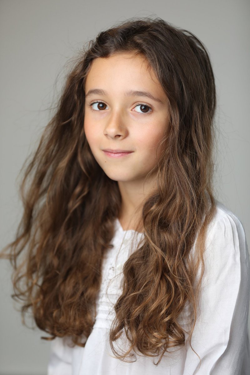 ByczkoDorota's tweet image. My new headshot from fantastic LUMOSIA, thank you #wearelumosia #TeamDB #MandyNetwork #childmodellondon #childextras #londonkids #ActorsLife #Spotlight @DeeBossTalent
