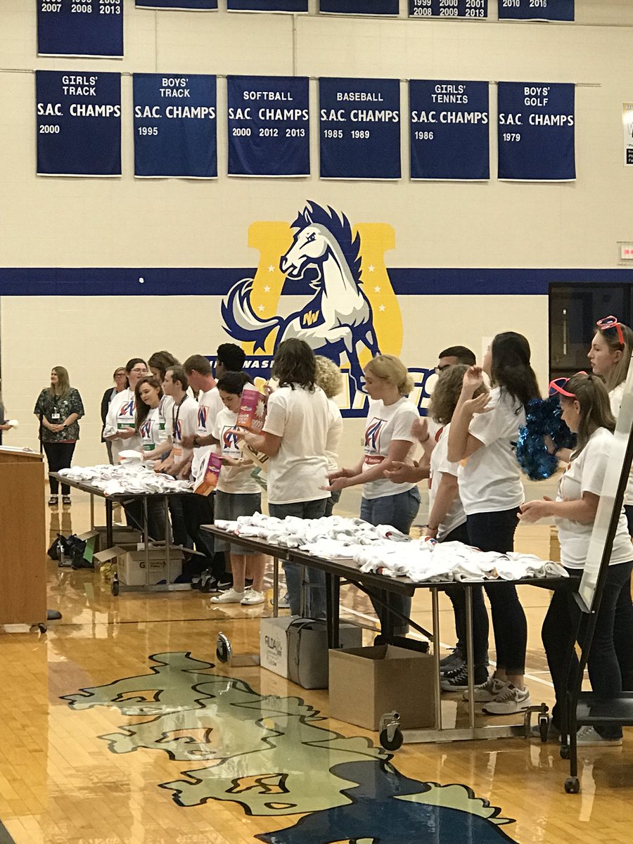 KfiferFifer's tweet image. Enjoyed the New Washington Academy Induction celebration and and activities!  @student_nw @nwhspride @AcademiesofGC @GCCSchools @FordNGL #WeAreGCCS #BeGreater