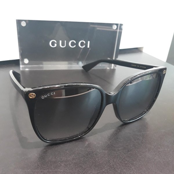 What style are you? The sun is shining...get your <a href="/sgh8014/">SunglassHutSheffield</a> sunnies out and enjoy the long #bankholiday weekend