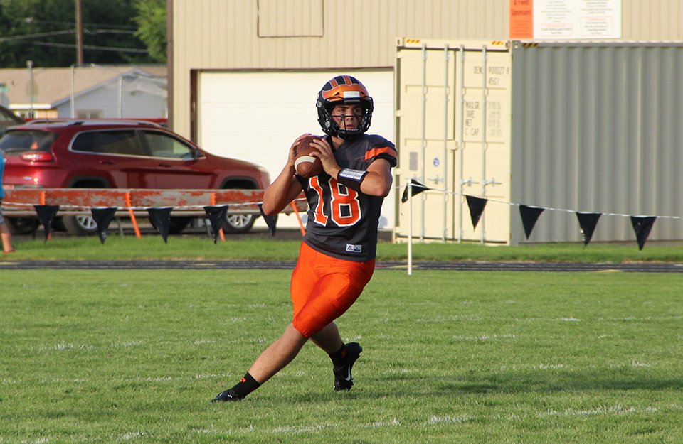 NikStreng's tweet photo. Cole Eiguren (@ceiguren7) &amp; Josh Henggeler (@henggelerjosh24) light it up in Grizzlies' season-opening win over Cougars #idpreps 

https://t.co/YSzuT3R1eW https://t.co/9lLdNm5dC5