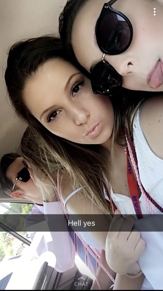 Sam_Chmielewski's tweet image. Happy bday gf💘💘 I loveeeeee youuuu😛 good luck at radford you #raddiebaddie I know you’ll do great:)