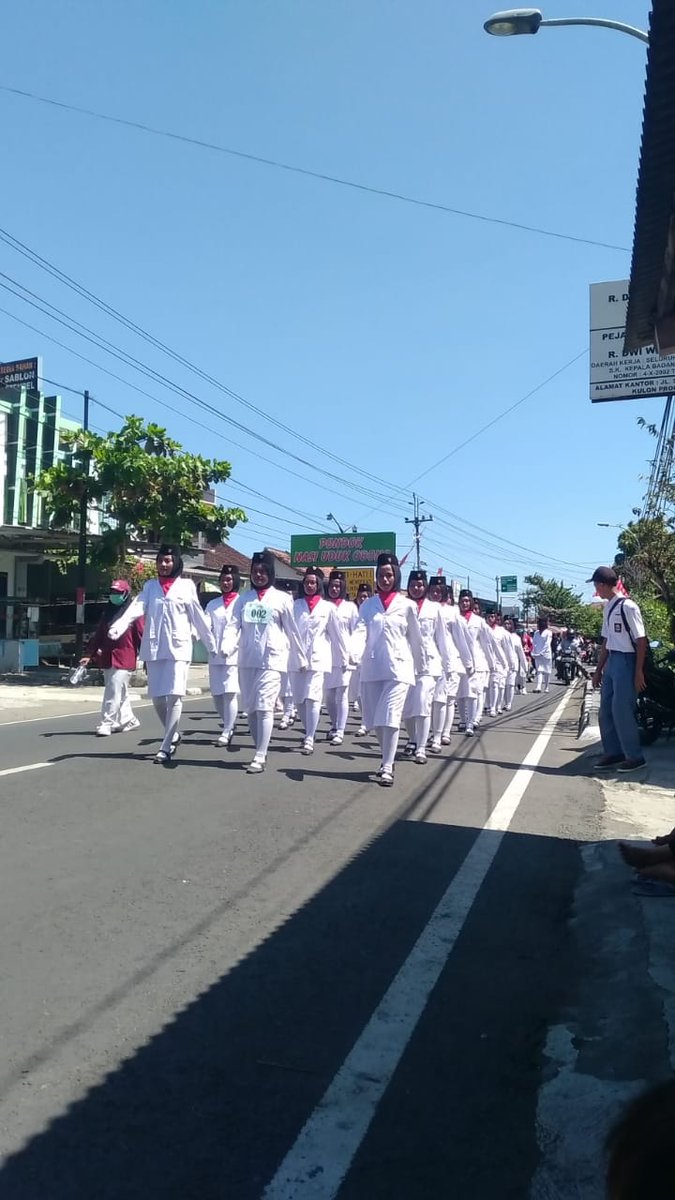 watespahpoh's tweet image. Pleton perempuan. Tebak dari sekolah mana? #MampirKulonProgo