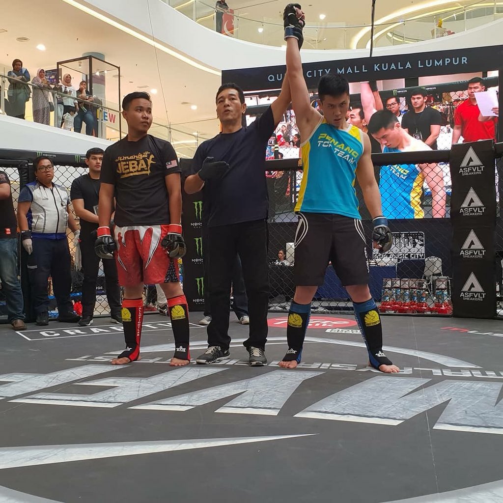 Malaysian Invasion tweet media