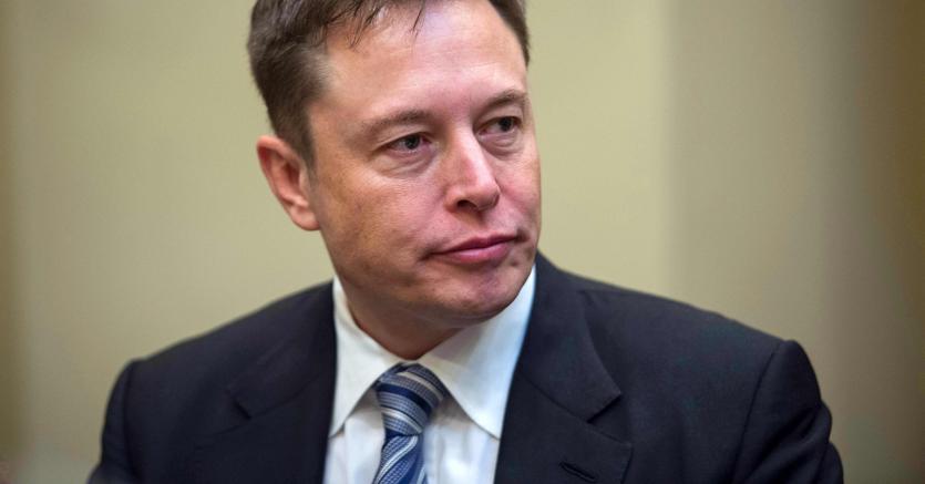 Musk in retromarcia: Tesla rimarrà un’azienda quotata dlvr.it/Qh1j1x