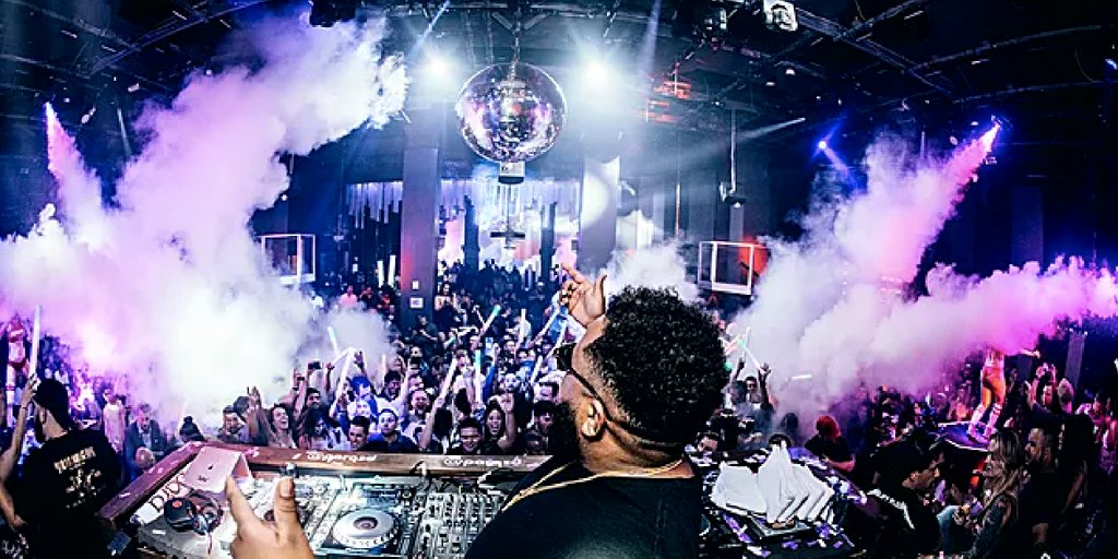 banditliveasia's tweet photo. [📲READ📲] An average gig or club night in Singapore would cost you roughly $15 - $20. Being a #BANDITPASS member will give you 3 - 4 events a month at only $30 and just $45 for two people ➡️ https://t.co/MmeZpIaWNl https://t.co/HT7j8xKXFZ