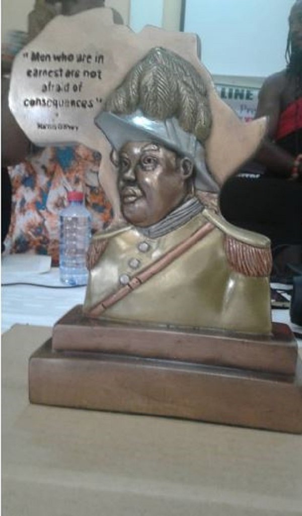 Epistlesofboadu's tweet image. #Haveyoursay

Apostle Dr. Dr. Ing Kwadwo Safo Kantanka has been awarded THE BEST SCIENTIST IN AFRICA at the maiden Marcus Garvey Ball and Banquet awards held at the Swiss Spirit, Alisa Hotel,Accra, Ghana. Does Kantanka truly deserve the award? Give reasons for your answer.