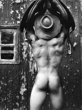 BustersJezebel's tweet photo. #bellcurvebutt #barebutt #beachbutt #sandybutt @skiwinters https://t.co/5G1s58B5G9