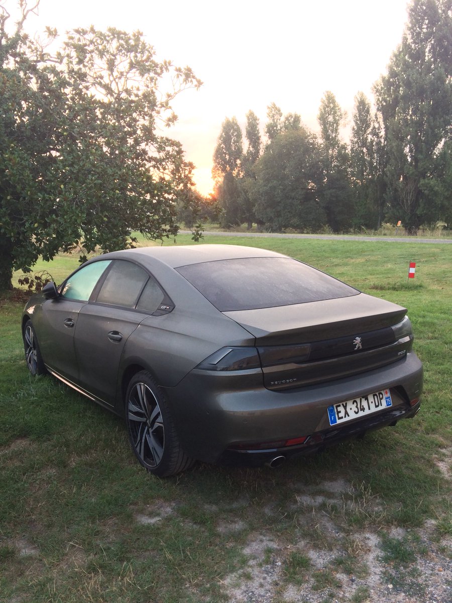 Le jour se lève sur la nouvelle Peugeot 508
