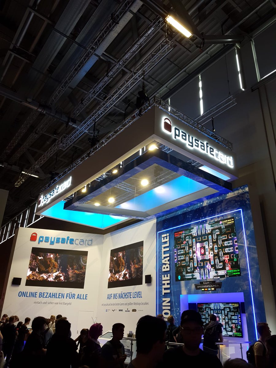 YourMusicBot's tweet image. 📢 | Gamescom
Auch wir sind auf der Gamescom 2018 😎