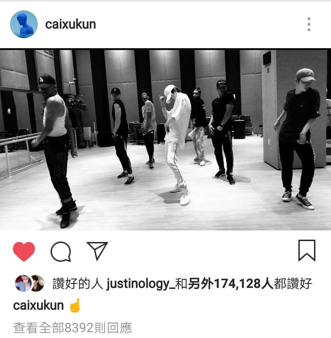 MeimengMu's tweet image. #caixukun
#KUN
#waitwaitwait