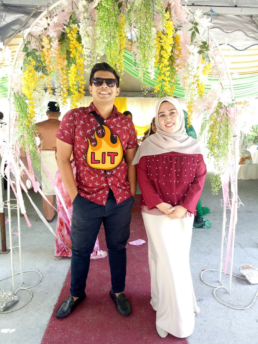 nadhiraAB2's tweet image. Sambut menantu TikahXAmin 
#pengapit 💝
